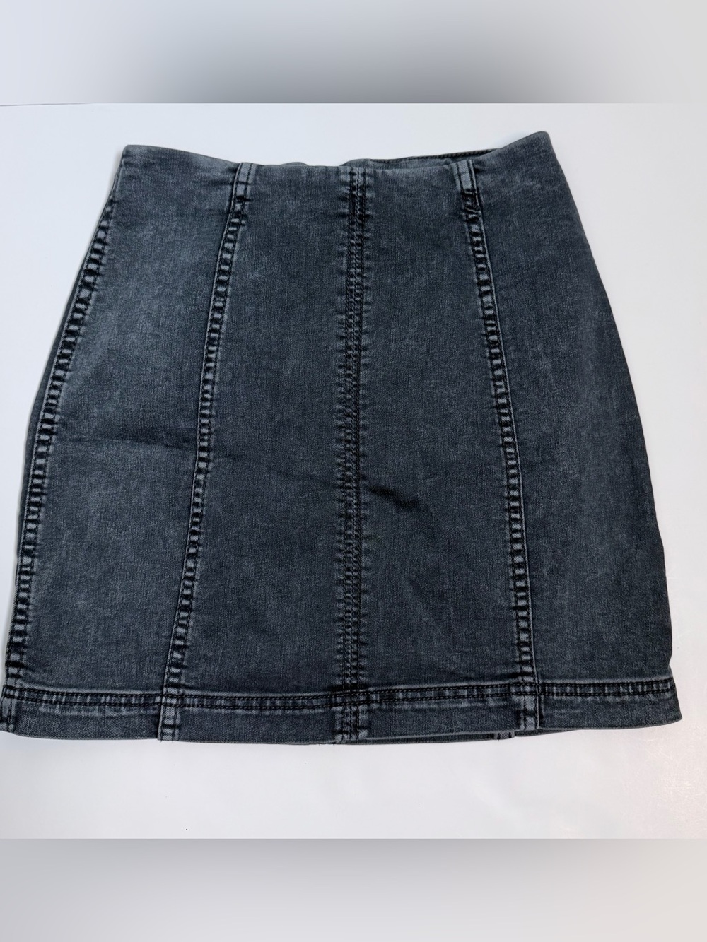 Free People Modern Femme Dark Wash Denim Mini Skirt 4 Y2K Indie Sleaze - Picture 4 of 9